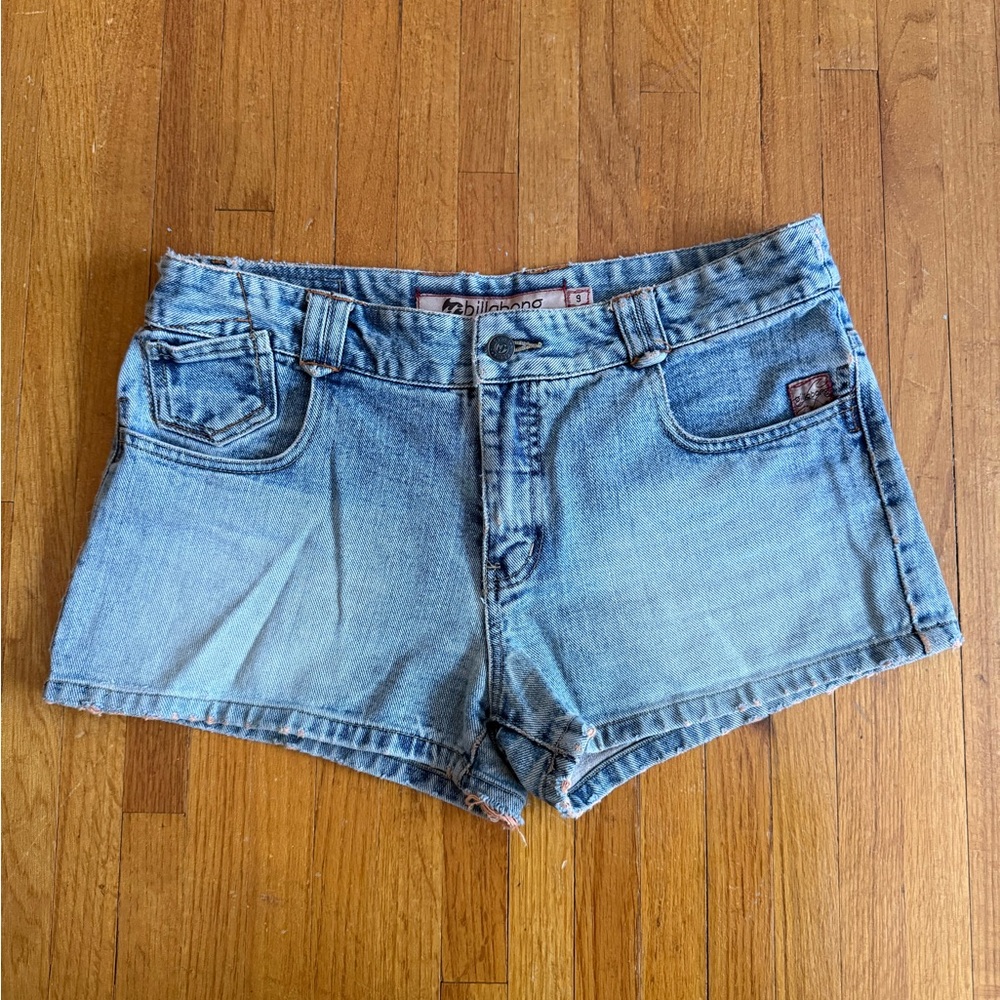 Vintage Y2K Billabong Low Rise Denim Shorts – Distressed Cut Off – Size 9